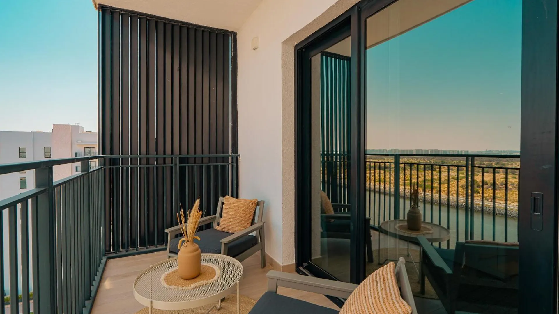 Lejlighed Canal View Studio In Waters Edge Abu Dhabi Forenede Arabiske Emirater