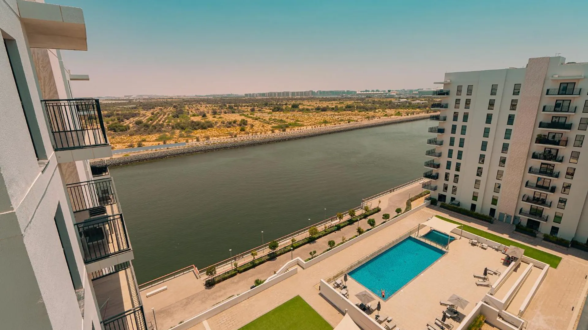 Canal View Studio In Waters Edge Abu Dhabi 0*,