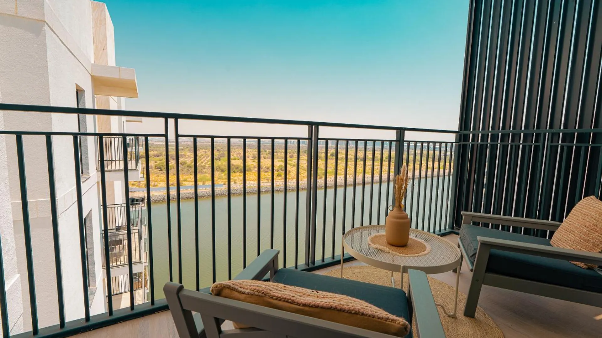 Lejlighed Canal View Studio In Waters Edge Abu Dhabi
